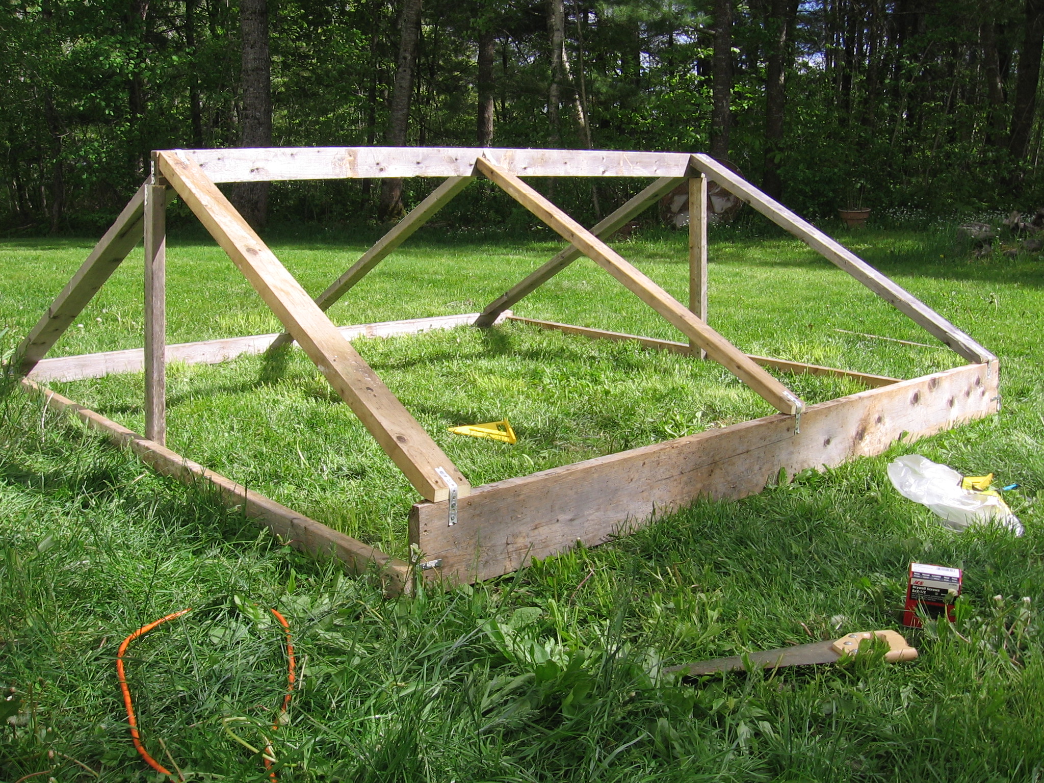 Displaying 16&gt; Images For - A Frame Chicken Tractor...
